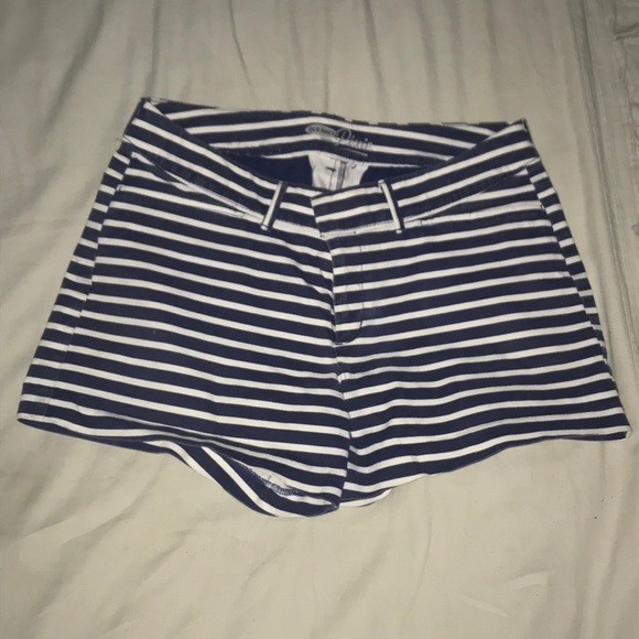 Old Navy Striped Shorts - Picture 1 of 3
